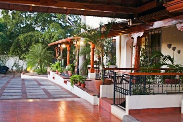 Altos De Fontana Hotel 3*