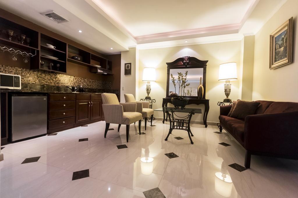 Altos De Fontana Hotel 3*